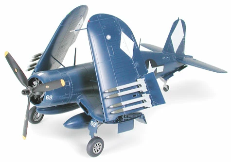 Brand new ๐ Tamiya Vought F4U-1D Corsair With Moto Tug ๐ 6 Brand new ๐ Tamiya Vought F4U-1D Corsair With Moto Tug ๐ - Image 6
